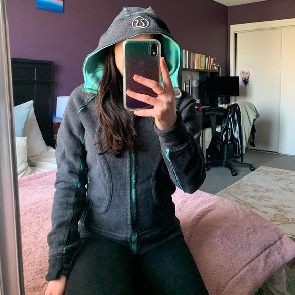 Lululemon Special Edition Sweater - Picture 5 of 6